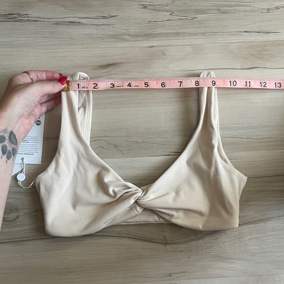 BuffBunny Twisted Sports Bra - Picture 13 of 15